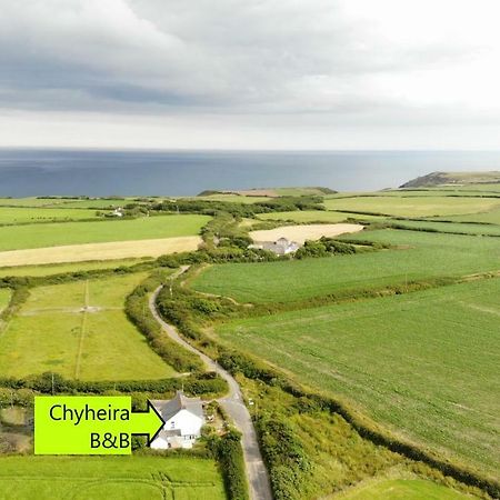 Chyheira Bed and Breakfast Ruan Minor Exteriör bild