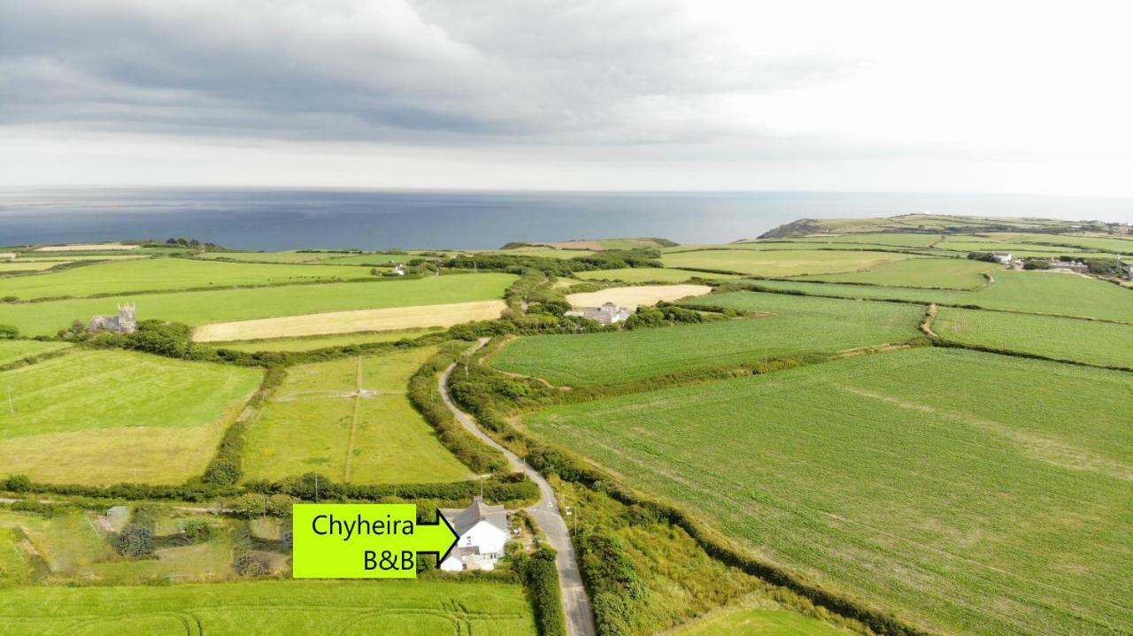 Chyheira Bed and Breakfast Ruan Minor Exteriör bild